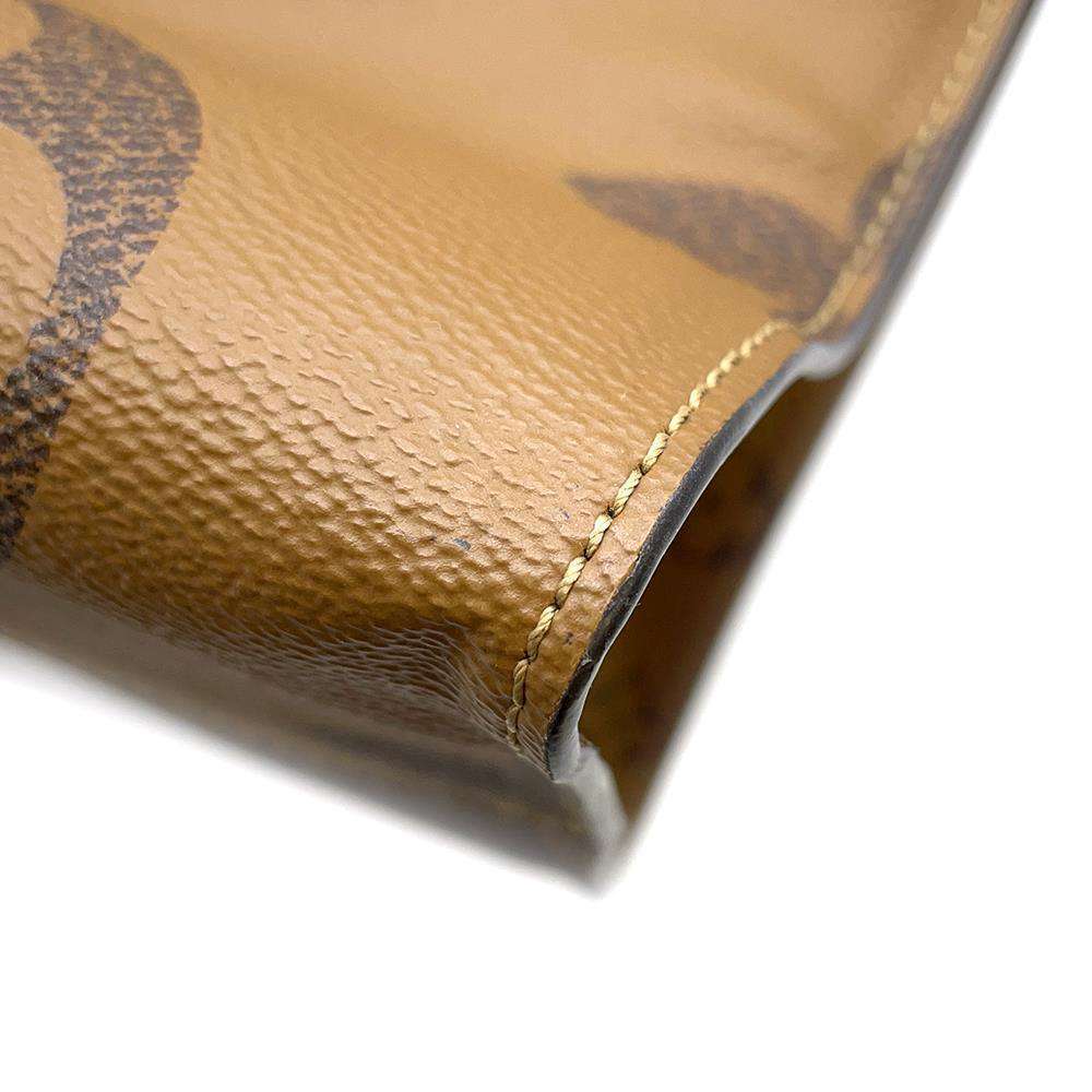Louis Vuitton Tote Giant Bag OnTheGo Monogram Reverse Shoulder - Picture 8 of 12